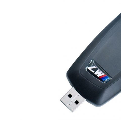 USB flash memorija u obliku BMW auto ključa_4
