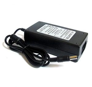 Univerzalni punjac za laptop HQ-60W 12V 5A sa LCD-om (5.5x2. 2