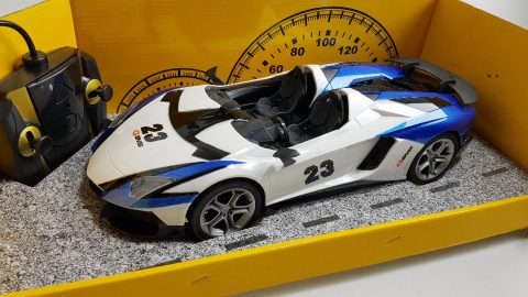 RC Sportski Automobil na daljinsko upravljanje 2