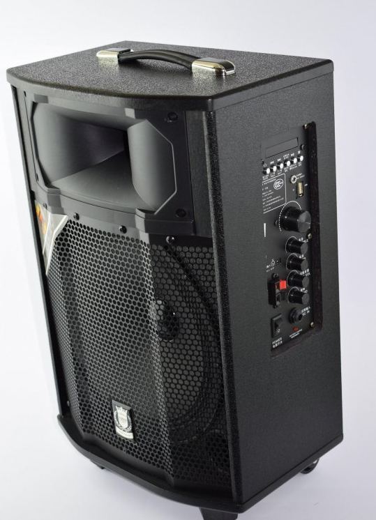 Bluetooth Zvučnik sa akumulatorom 60W Y06 2 Bluetooth Zvučnik sa akumulatorom 60W Y06 2