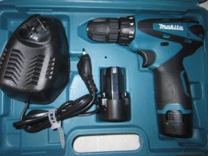 MAKITA aku Srafilica na 12V Novo 2