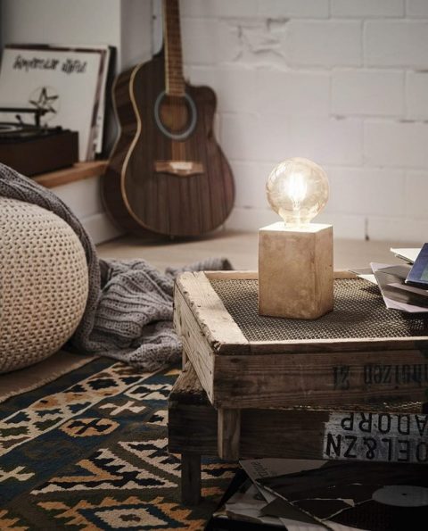 stona-lampa-prestwick-49812 2