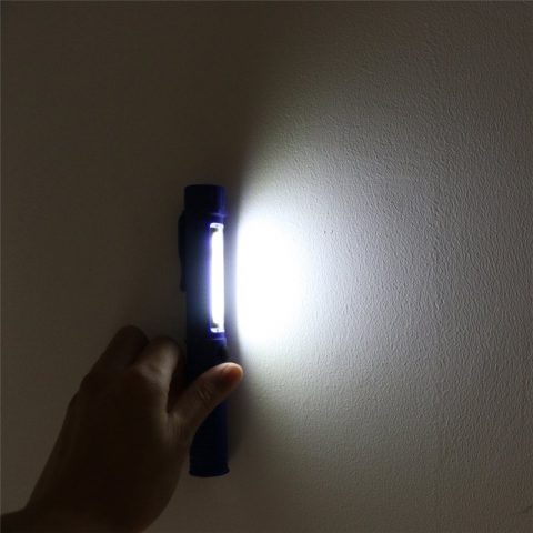 Baterijska magnetna lampa (4)