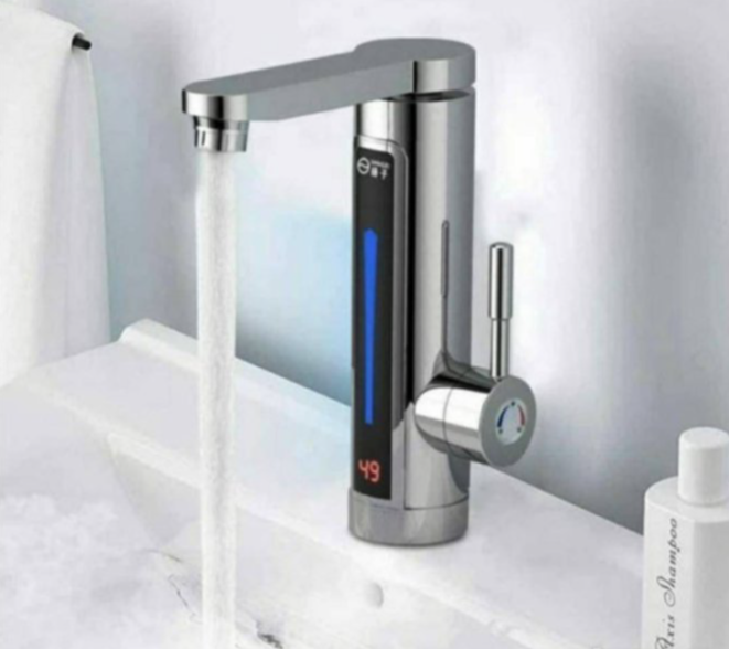 Slavina sa grejačem - Protocni bojler - siva i bela