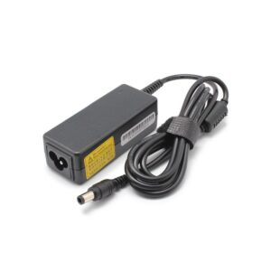 Punjac za laptop Toshiba 19V 1.58A (6.3*3.0)