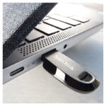 USB flash memorija SanDisk Ultra Curve 3.2 64GB crna - Slika 6