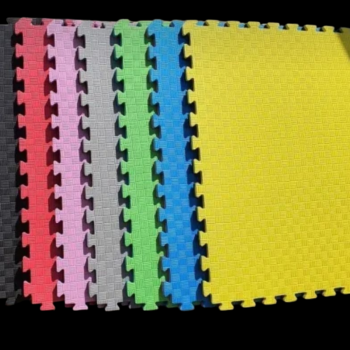 TATAMI dvostrana strunjaca-puzla 107x107x2,6cm - preko 20 kombinacija boja