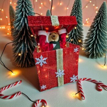 Dekorativni Novogodisnji paket sa medom