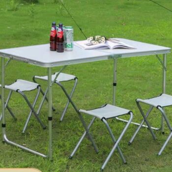 Sklopivi kamping sto i stolice set – prenosivi sto za kampovanje i piknik