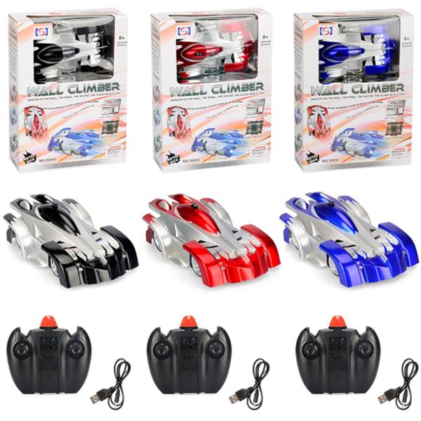 RC automobil na daljinski koji ide po zidu i plafonu